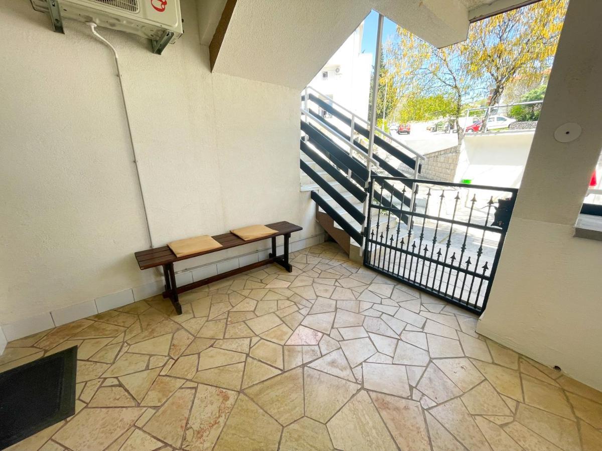 Apartmani Milan Crikvenica Buitenkant foto