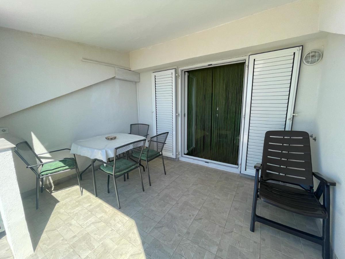 Apartmani Milan Crikvenica Buitenkant foto