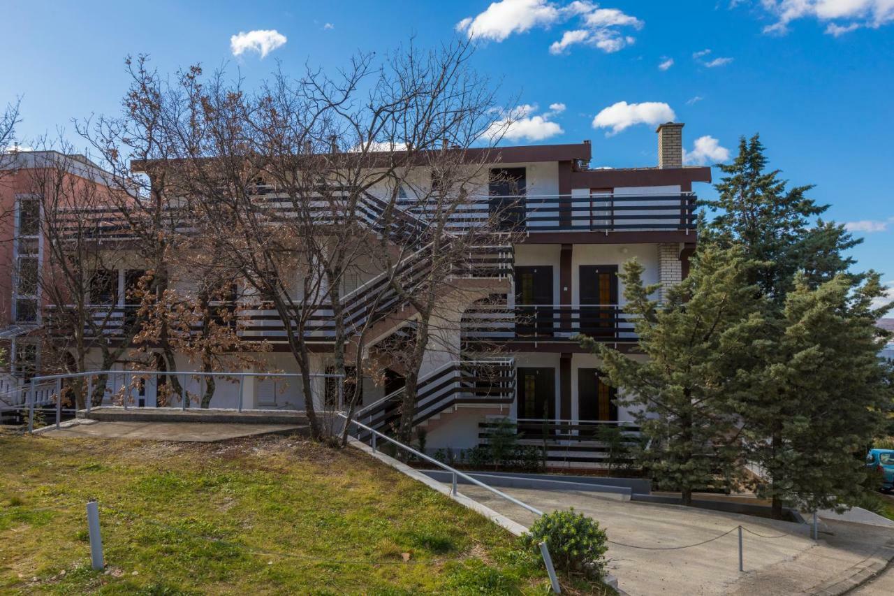 Apartmani Milan Crikvenica Buitenkant foto