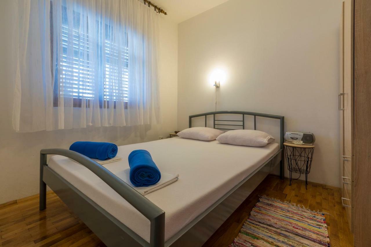 Apartmani Milan Crikvenica Buitenkant foto
